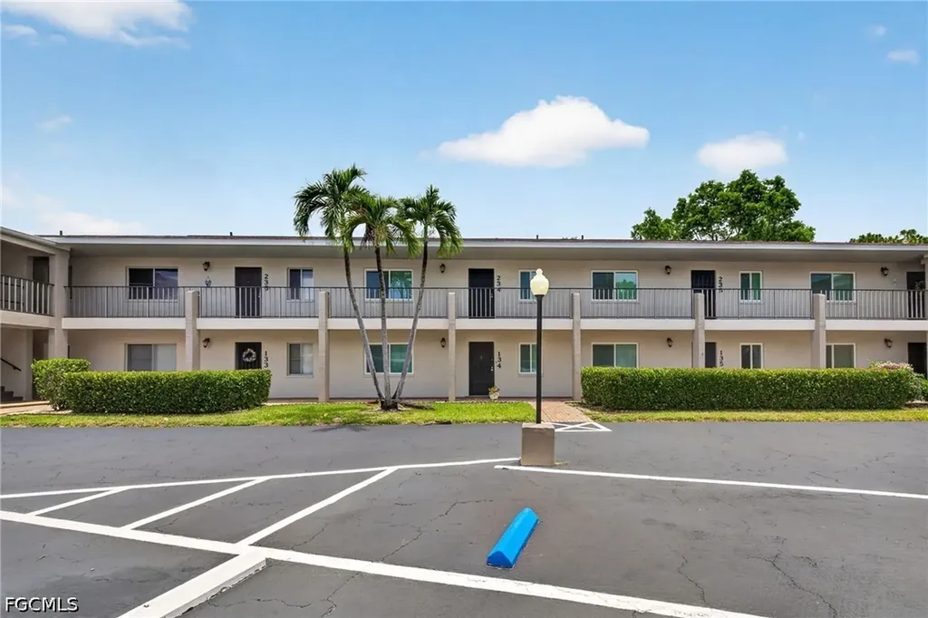 6184 Michelle Way Fort Myers FL 33919