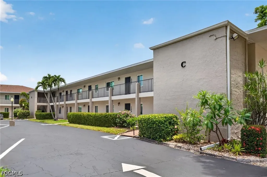 6184 Michelle Way Fort Myers FL 33919