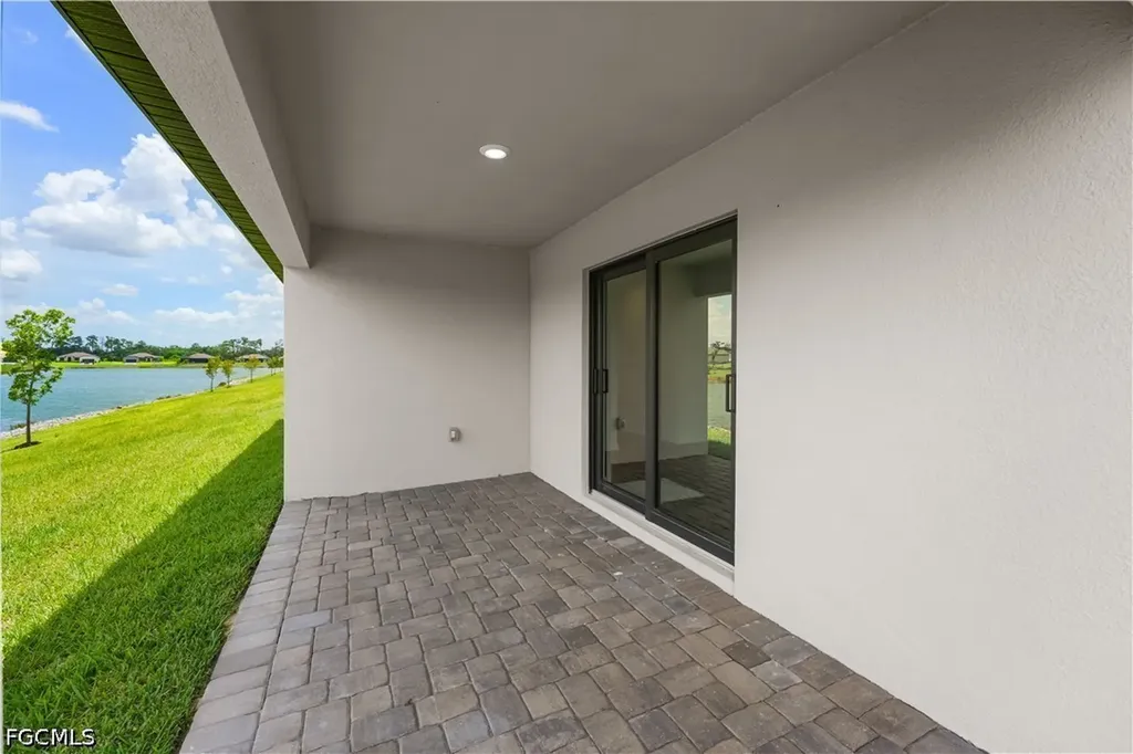 815 Gen D Macarthur Avenue Labelle FL 33935