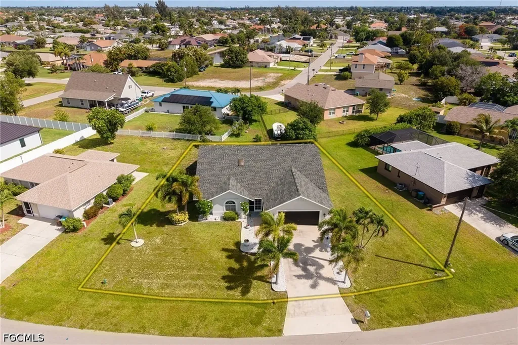 511 SE 24th Street Cape Coral FL 33990