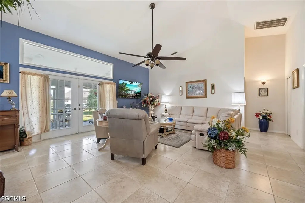 511 SE 24th Street Cape Coral FL 33990