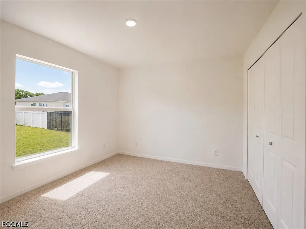 2925 NE 6th Avenue Cape Coral FL 33909