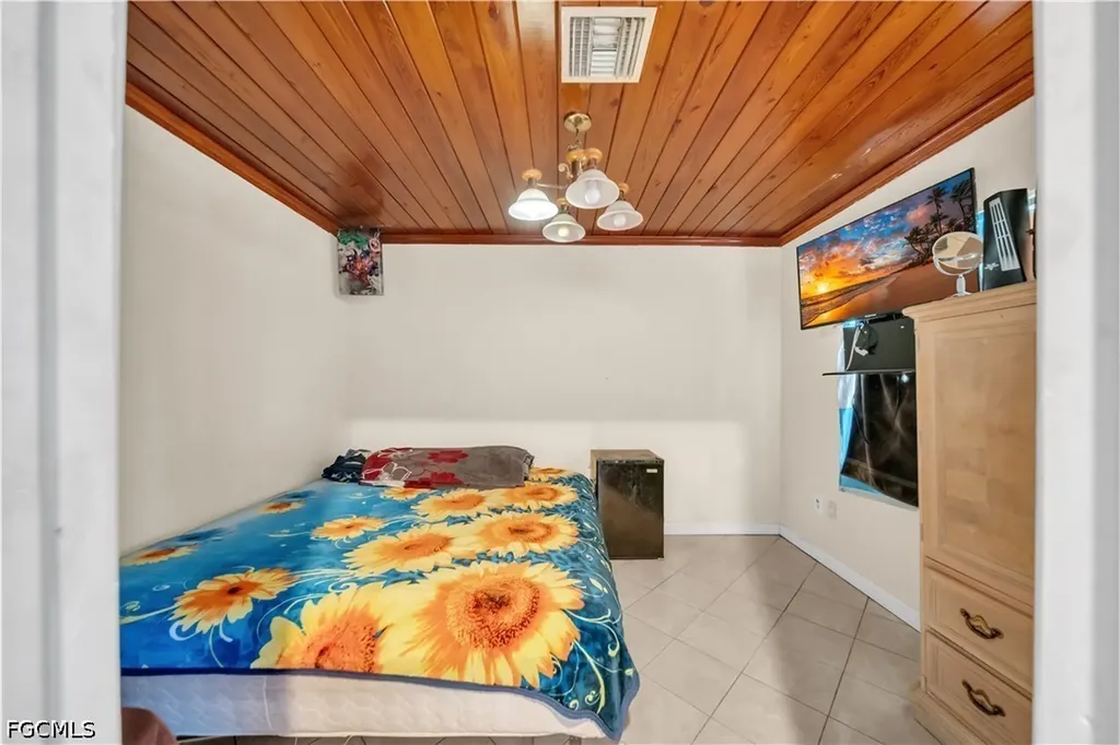 422 Bellair Road Fort Myers FL 33905