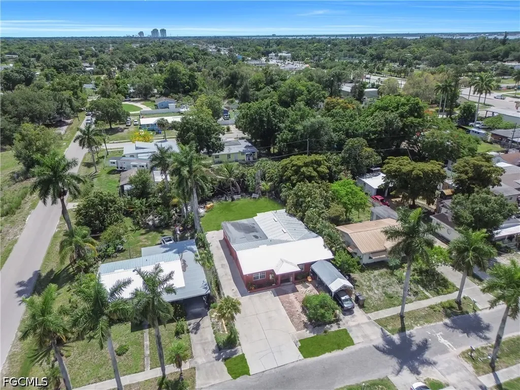 422 Bellair Road Fort Myers FL 33905