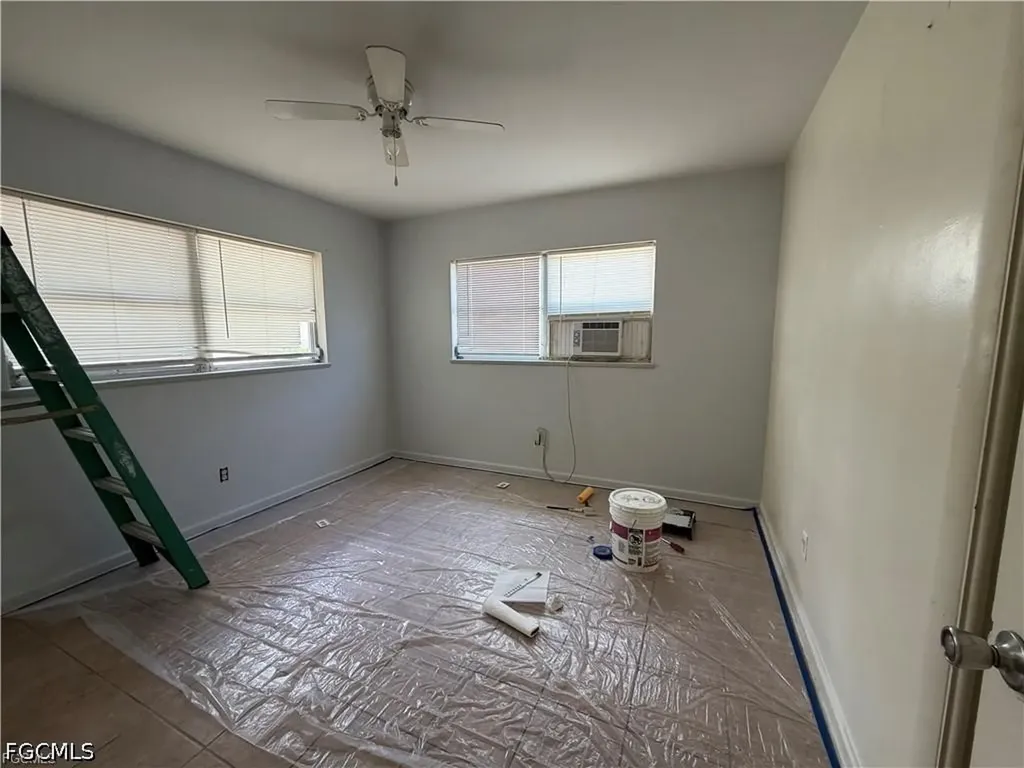 4902 Victoria Drive Cape Coral FL 33904