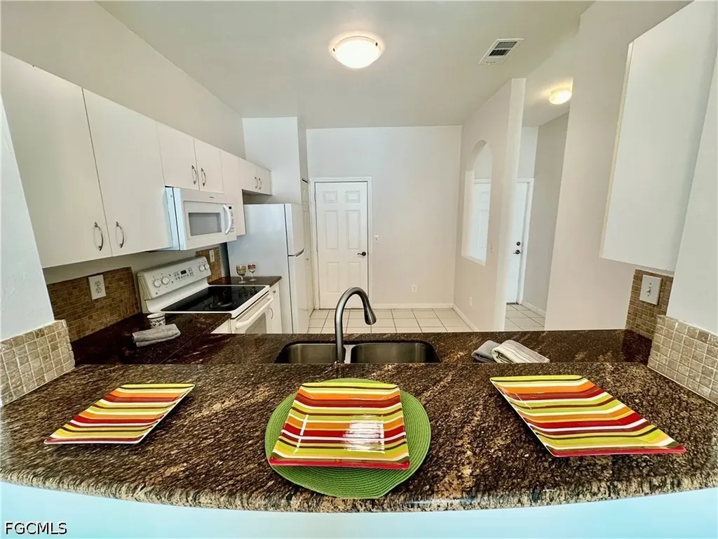 3614 Pine Oak Circle Fort Myers FL 33916