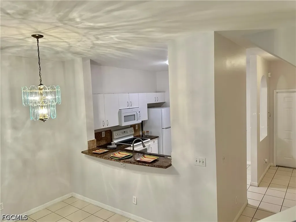 3614 Pine Oak Circle Fort Myers FL 33916