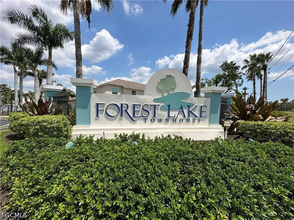 3614 Pine Oak Circle Fort Myers FL 33916
