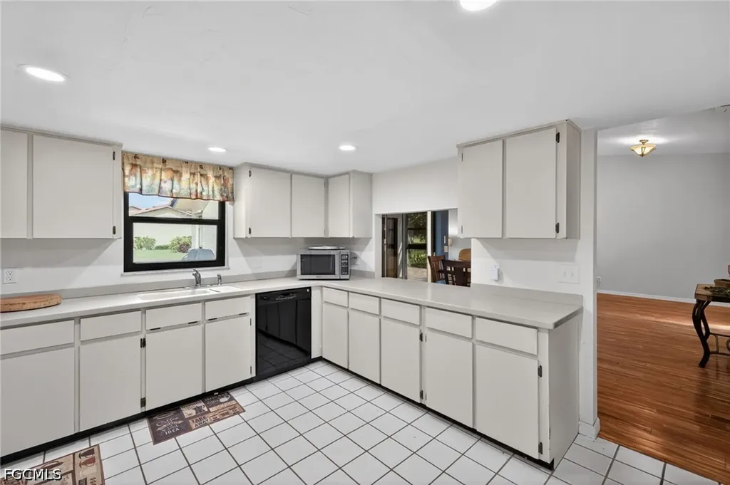 5284 Concord Way Fort Myers FL 33907