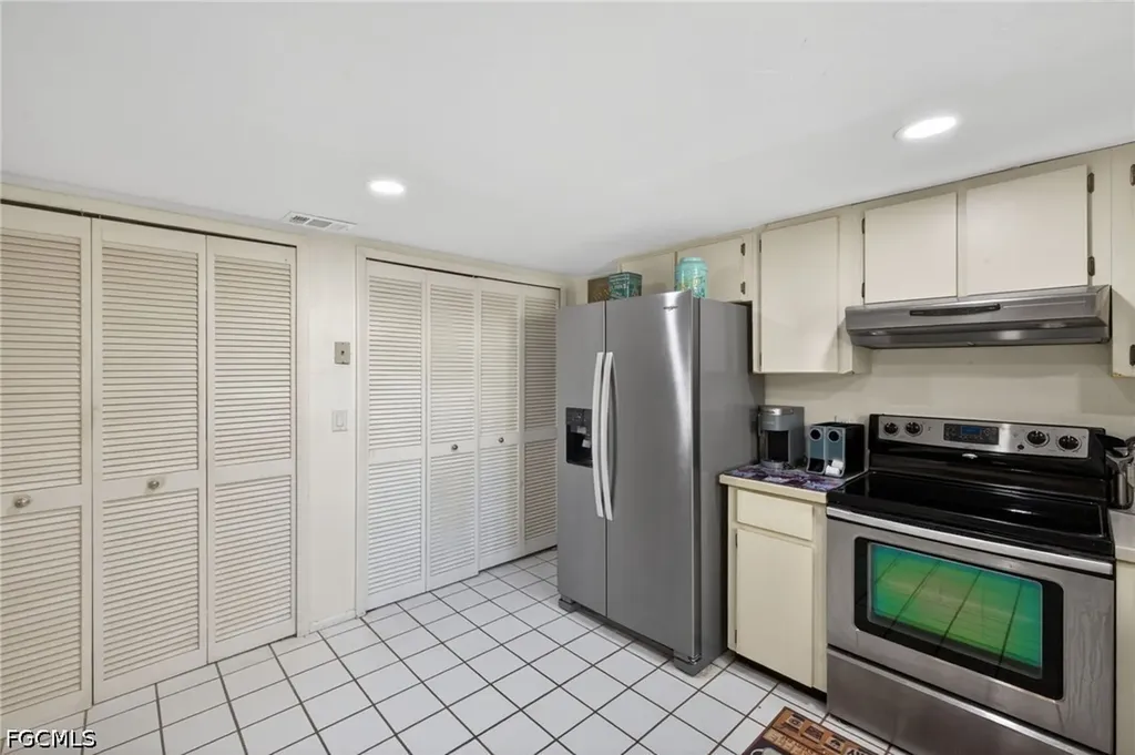 5284 Concord Way Fort Myers FL 33907