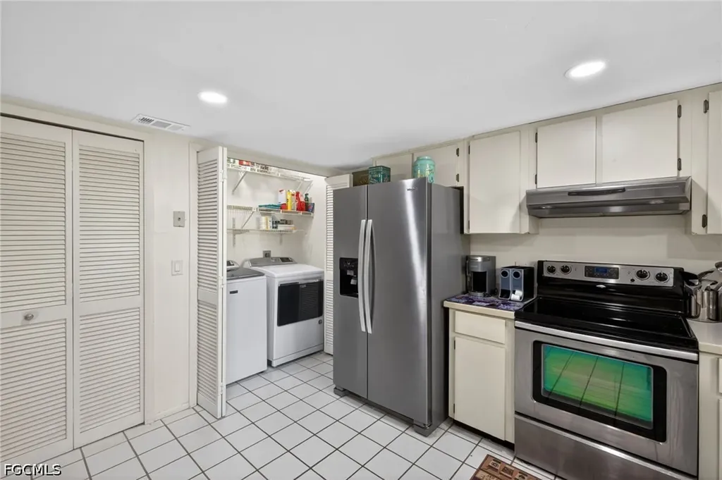 5284 Concord Way Fort Myers FL 33907