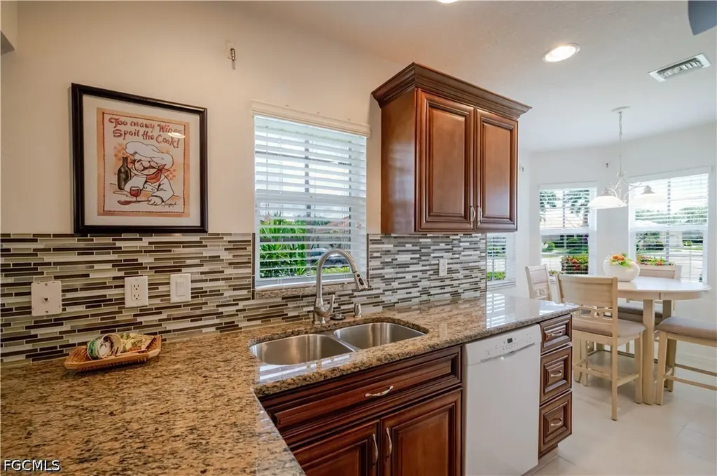 20927 Villareal Way North Fort Myers FL 33917