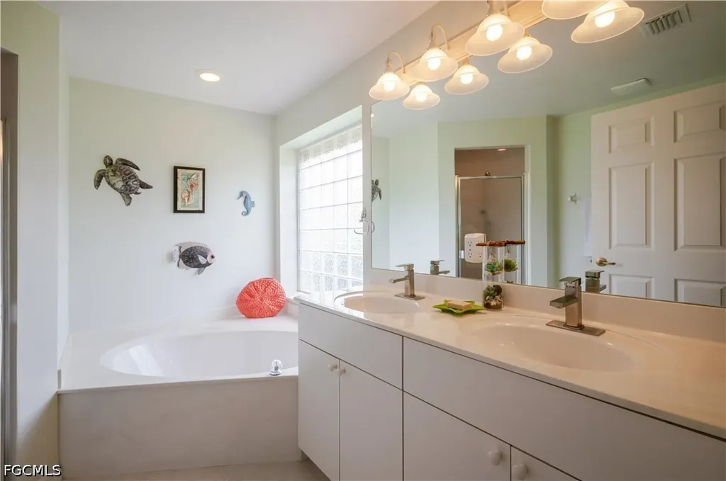 20927 Villareal Way North Fort Myers FL 33917
