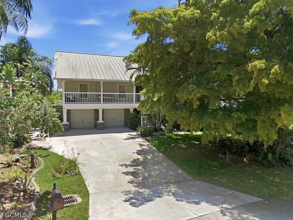 7215 Hendry Creek Drive Fort Myers FL 33908