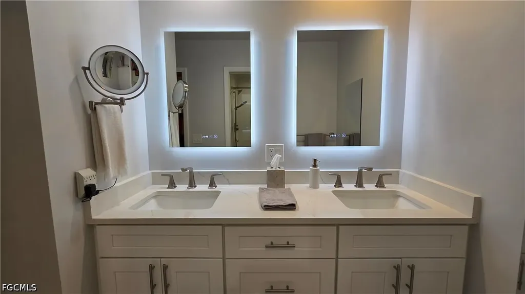 420 NE 9th Street Cape Coral FL 33909