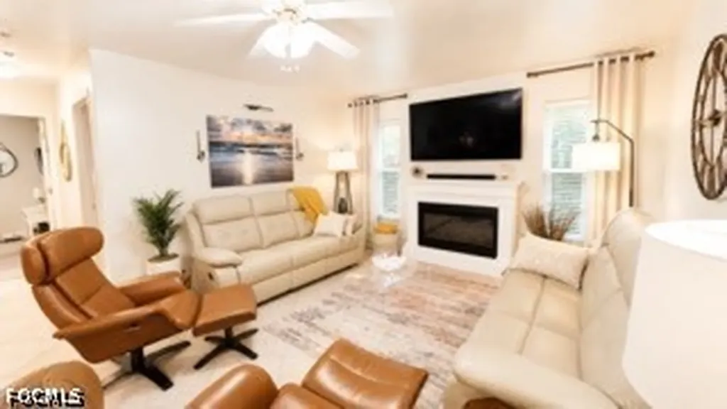 420 NE 9th Street Cape Coral FL 33909