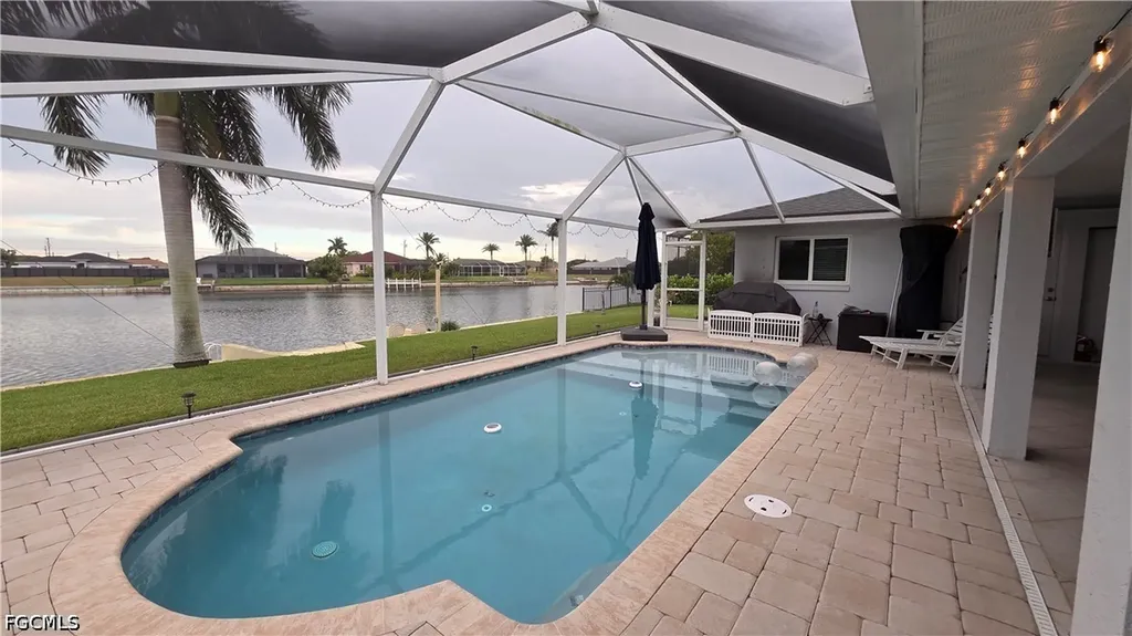 420 NE 9th Street Cape Coral FL 33909