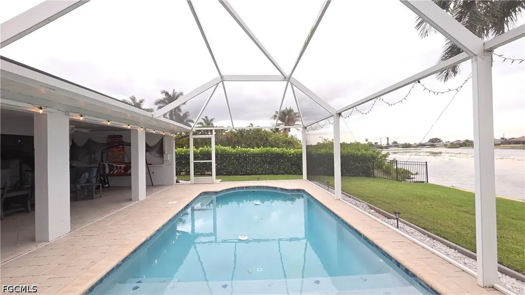 420 NE 9th Street Cape Coral FL 33909