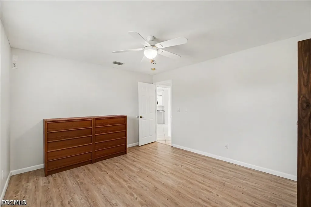 4437 SE 10th Avenue Cape Coral FL 33904