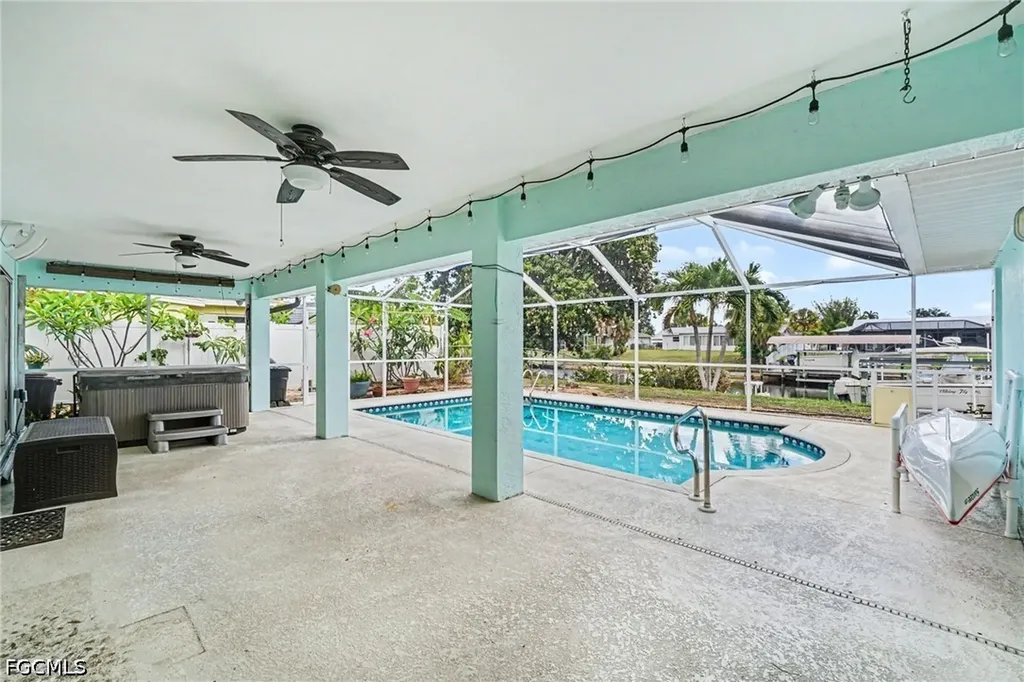 4437 SE 10th Avenue Cape Coral FL 33904