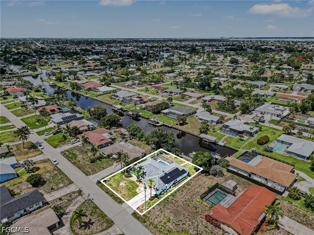4437 SE 10th Avenue Cape Coral FL 33904