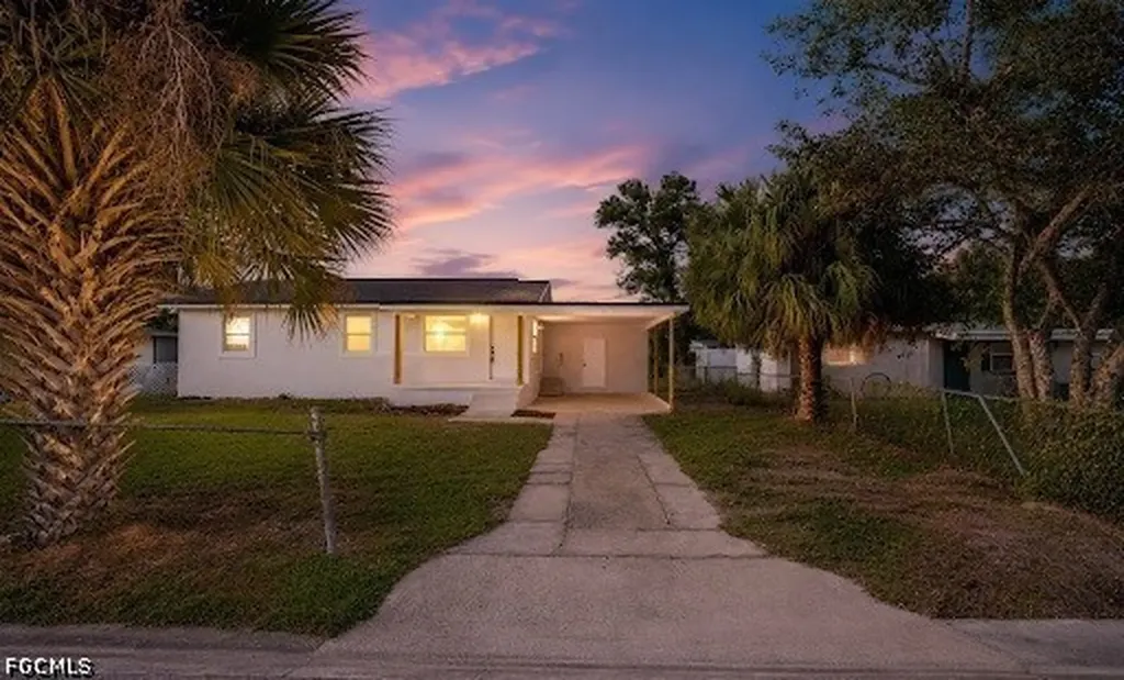 1644 Pawnee Street Fort Myers FL 33916