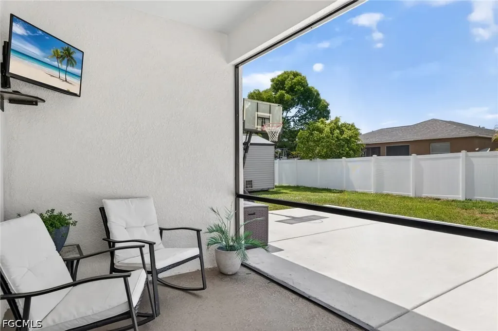 1809 SW 26th Street Cape Coral FL 33914