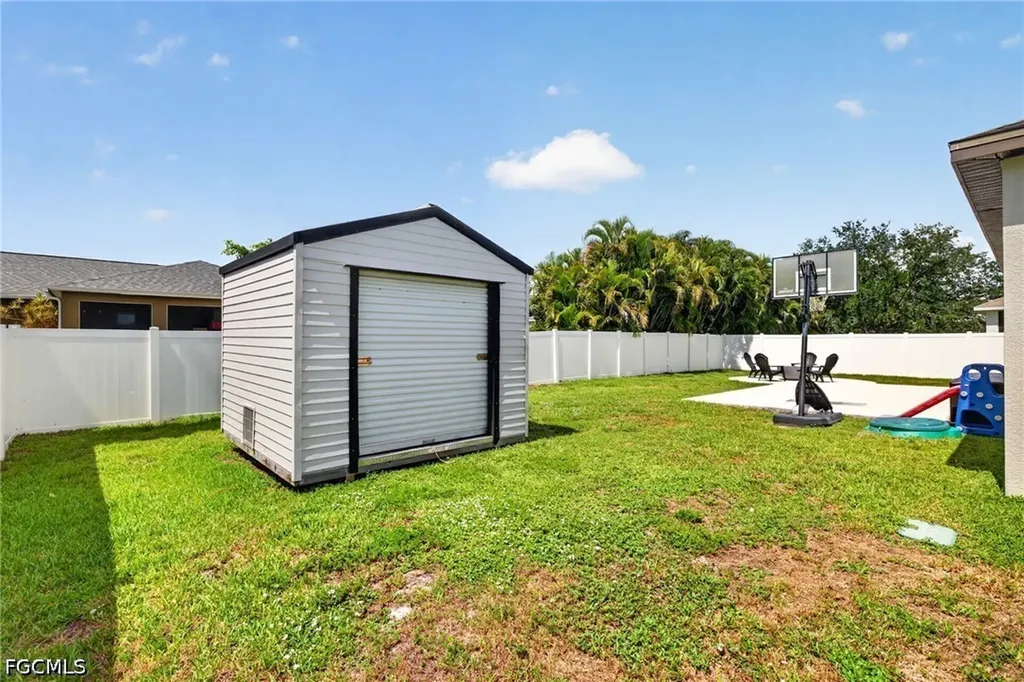 1809 SW 26th Street Cape Coral FL 33914