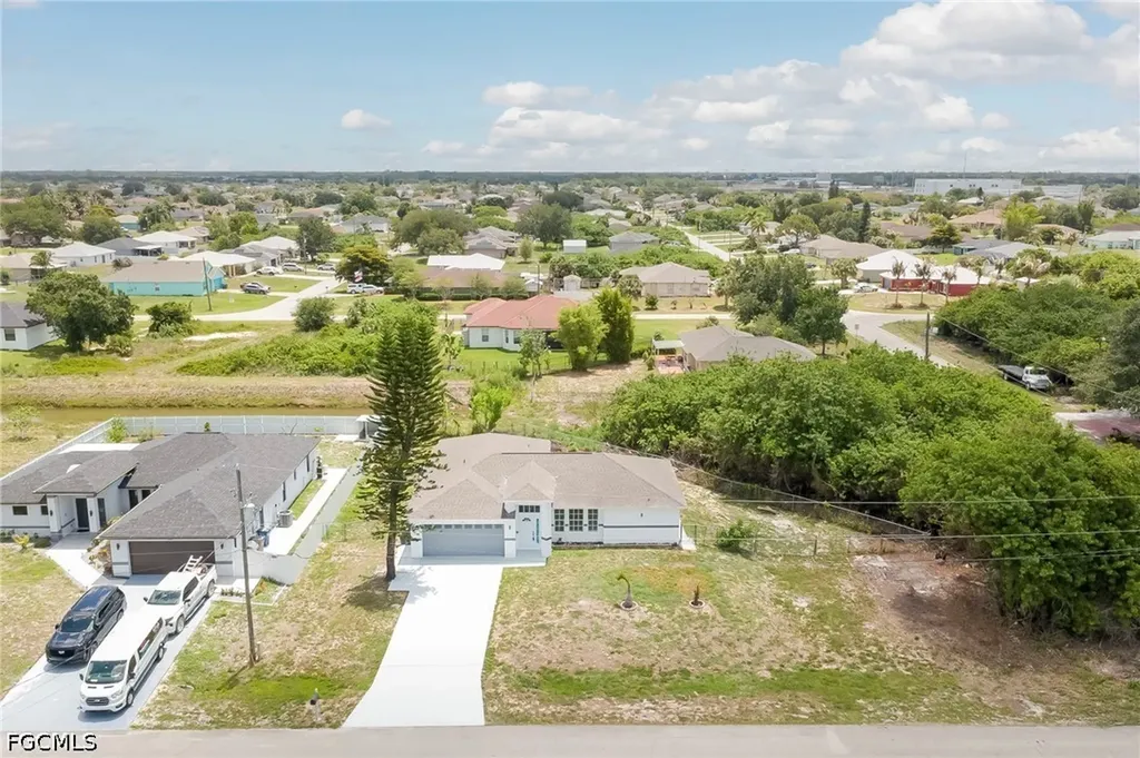902 Adeline Avenue Lehigh Acres FL 33971