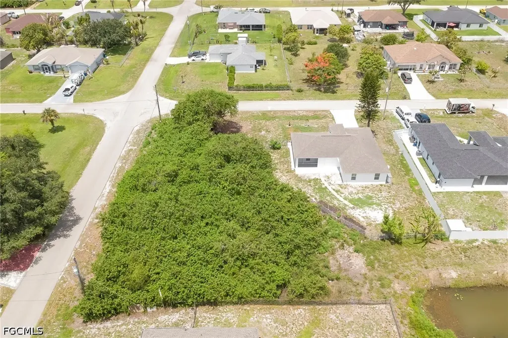 902 Adeline Avenue Lehigh Acres FL 33971