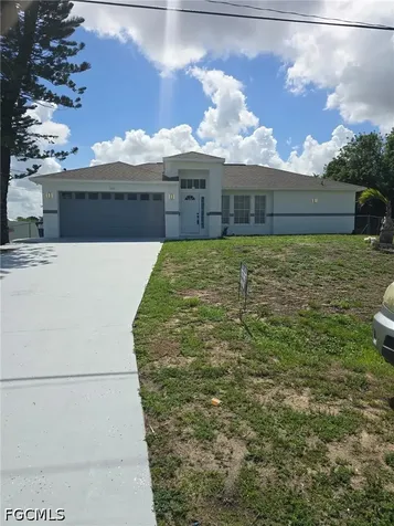 902 Adeline Avenue Lehigh Acres FL 33971