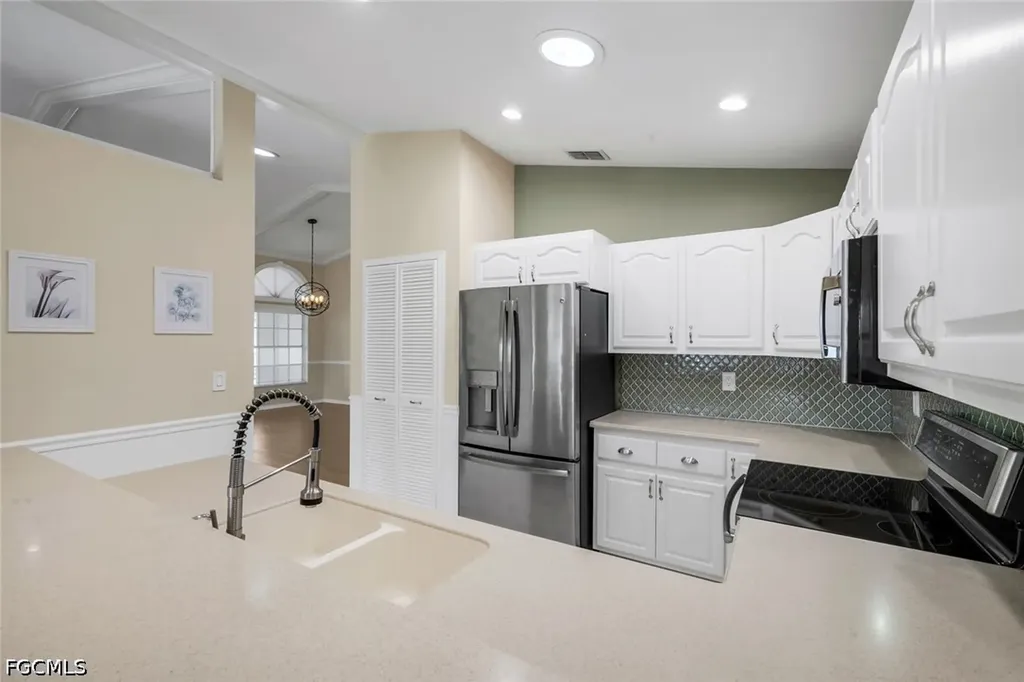 17740 Pineapple Palm Court North Fort Myers FL 33917