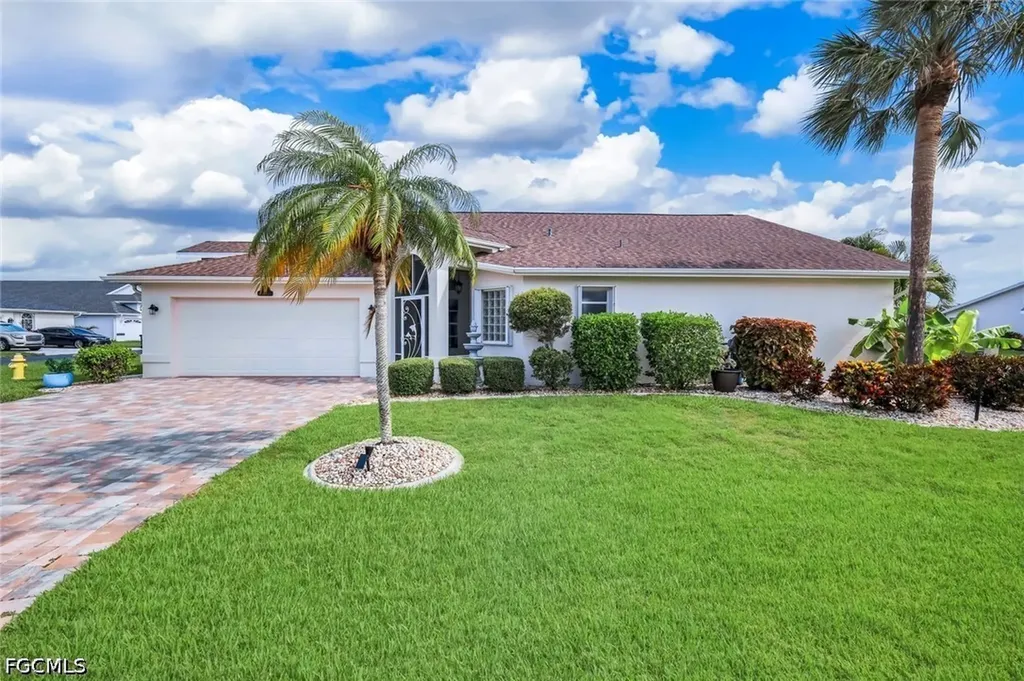 17740 Pineapple Palm Court North Fort Myers FL 33917