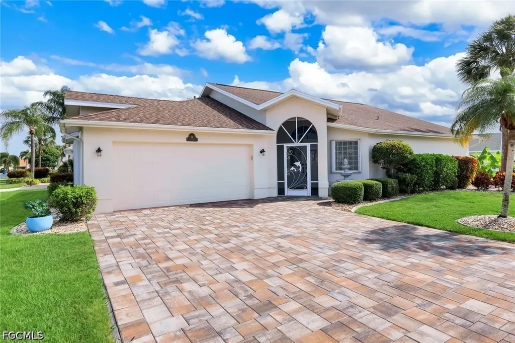17740 Pineapple Palm Court North Fort Myers FL 33917