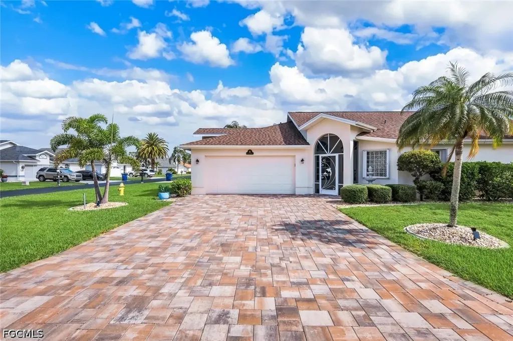 17740 Pineapple Palm Court North Fort Myers FL 33917