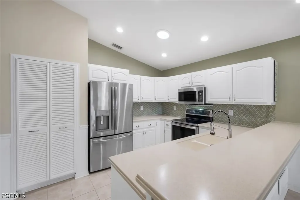 17740 Pineapple Palm Court North Fort Myers FL 33917