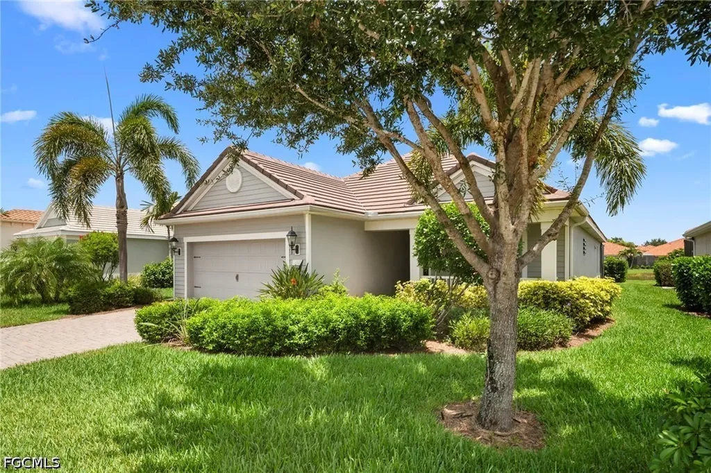 4633 Mystic Blue Way Fort Myers FL 33966