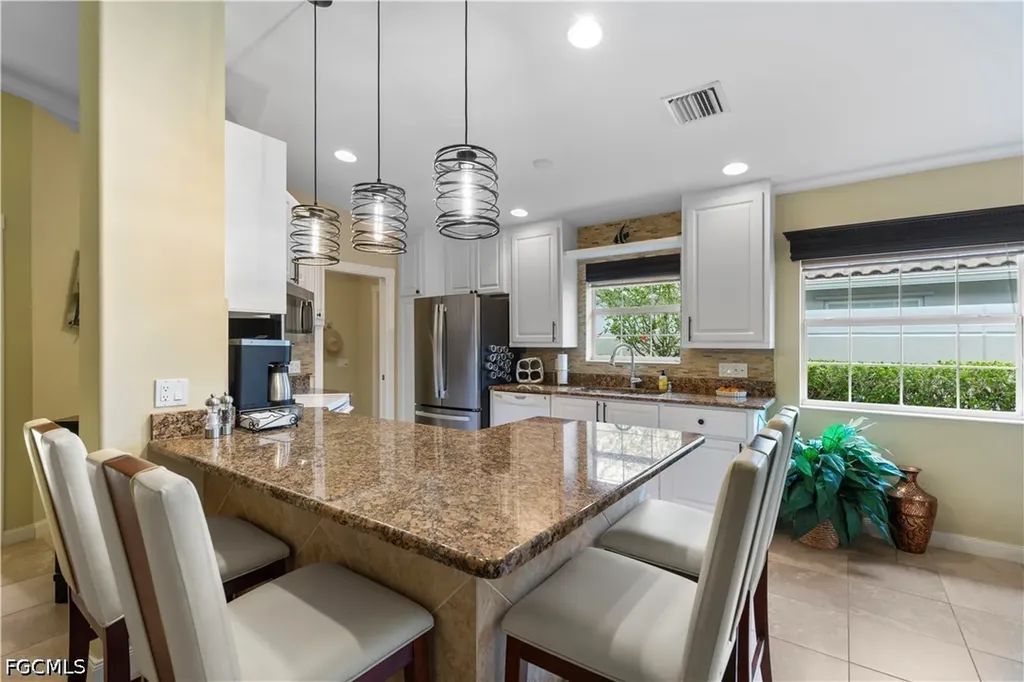15382 Queen Angel Way Bonita Springs FL 34135