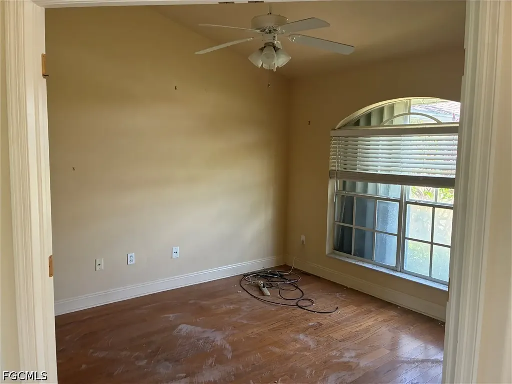 2810 NW 14th Terrace Cape Coral FL 33993