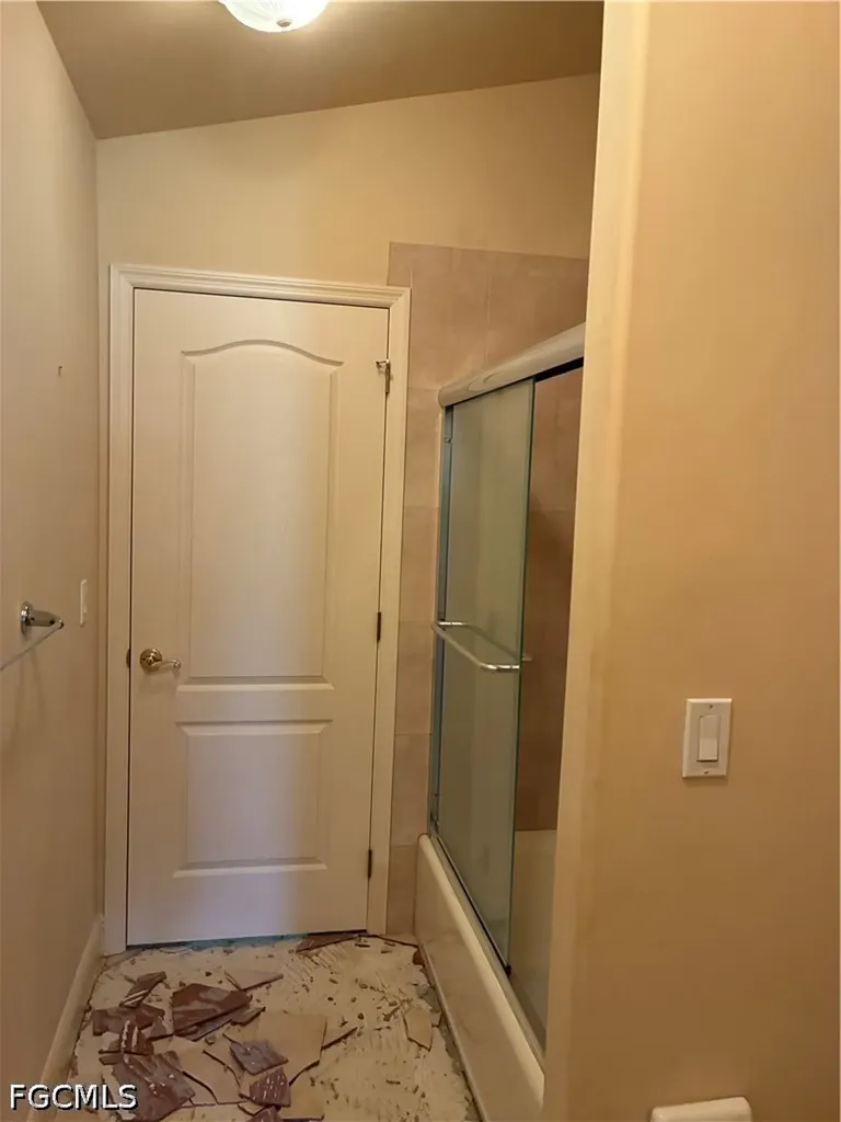 2810 NW 14th Terrace Cape Coral FL 33993