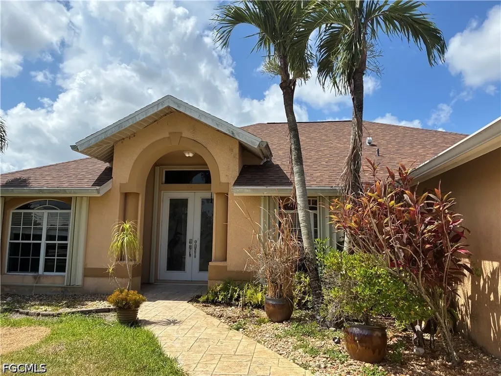 2810 NW 14th Terrace Cape Coral FL 33993