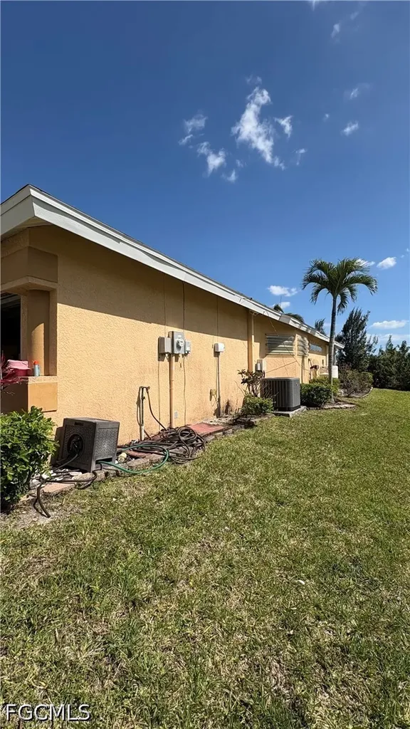 2810 NW 14th Terrace Cape Coral FL 33993