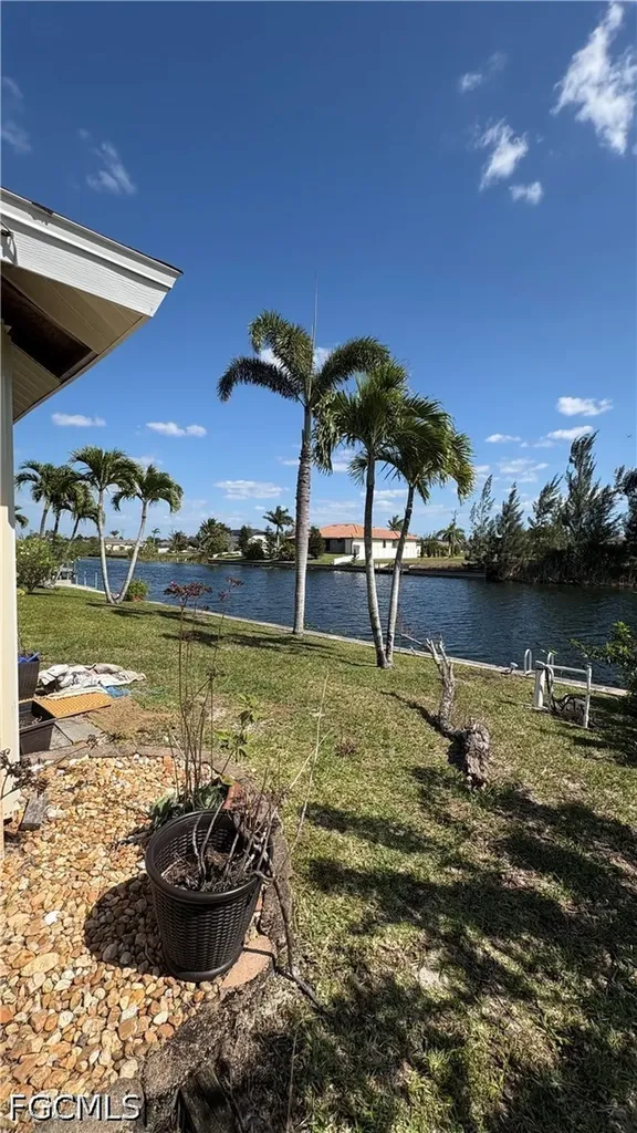 2810 NW 14th Terrace Cape Coral FL 33993