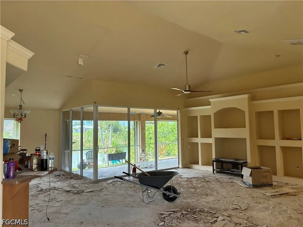 2810 NW 14th Terrace Cape Coral FL 33993