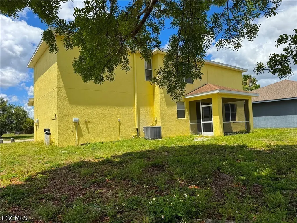 117 Shadow Lakes Drive Lehigh Acres FL 33974
