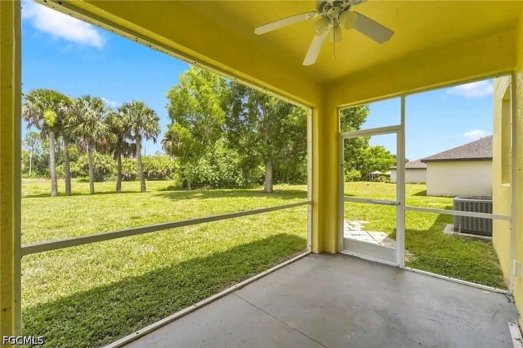 117 Shadow Lakes Drive Lehigh Acres FL 33974