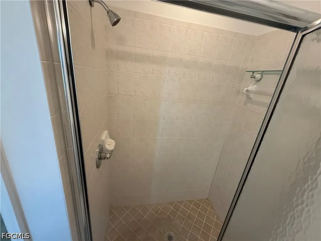 1701 NE 26th Terrace Cape Coral FL 33909