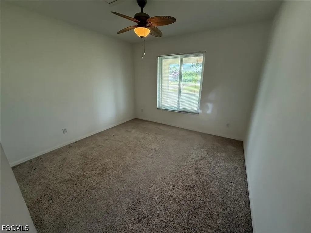 1701 NE 26th Terrace Cape Coral FL 33909