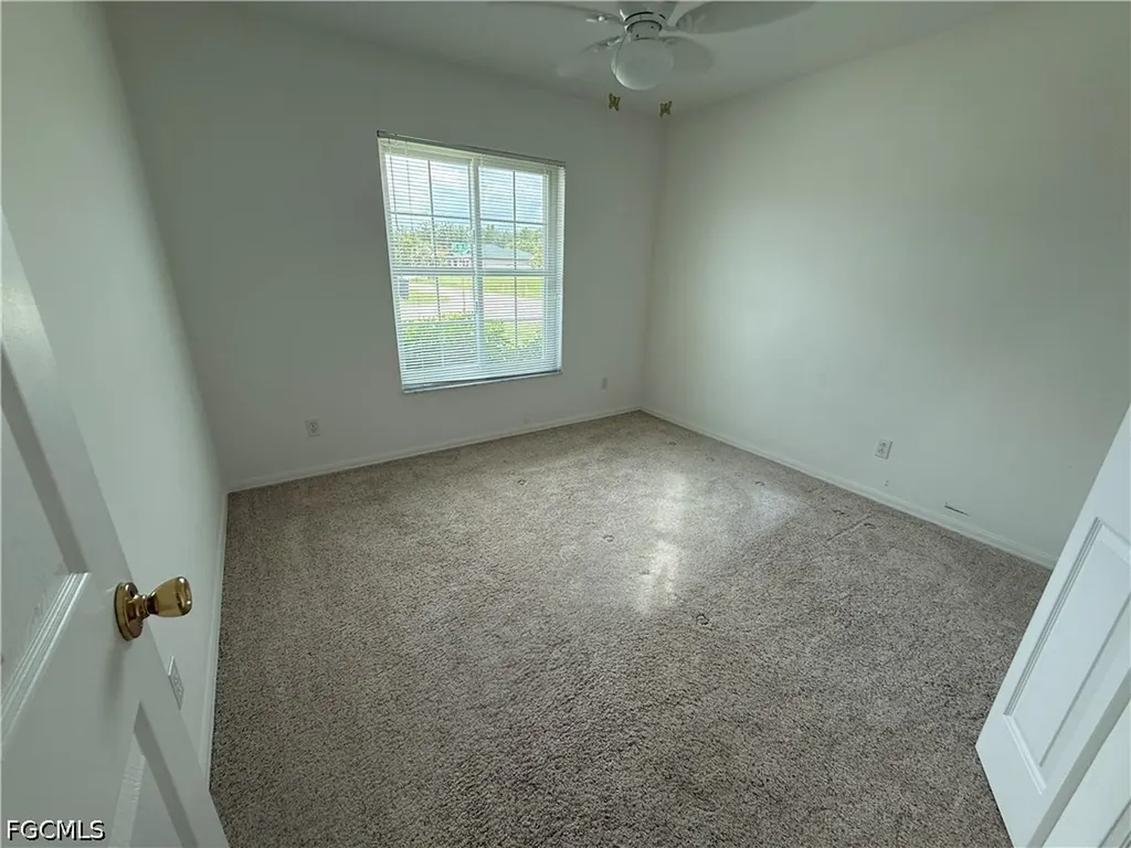 1701 NE 26th Terrace Cape Coral FL 33909