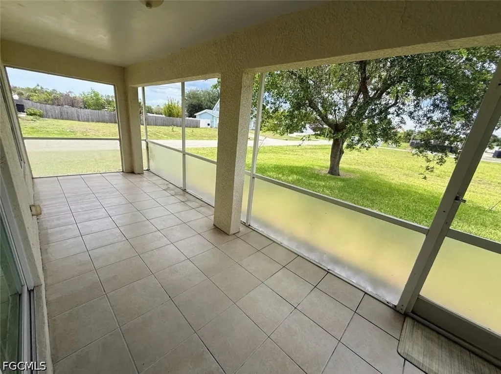 1701 NE 26th Terrace Cape Coral FL 33909